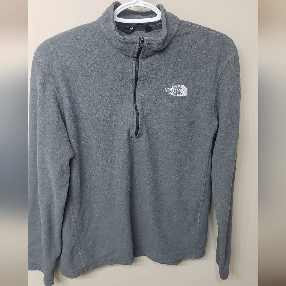 North Face mens 1/4 Zip